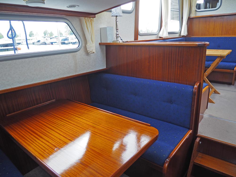 Cabin en avant, H&eacute;bergements